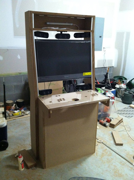 nintendo-nes-arcade-cabinet-by-mystery_smelly_feet-6
